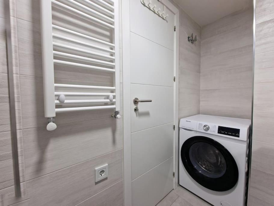 Seco Calle, Precisos Loft Super Equipado Cerca De Metro Pacifico Madrid Eksteriør billede
