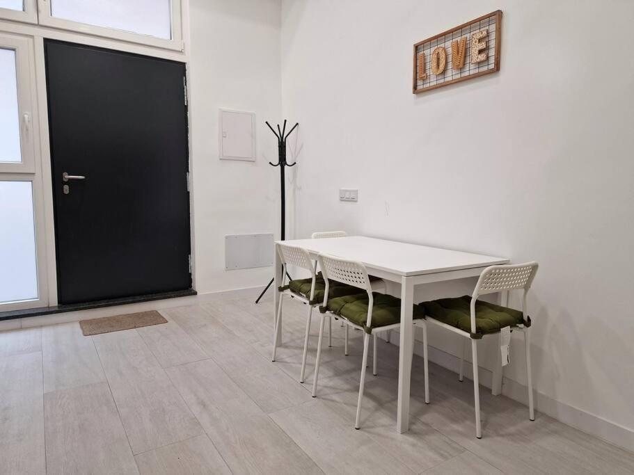 Seco Calle, Precisos Loft Super Equipado Cerca De Metro Pacifico Madrid Eksteriør billede